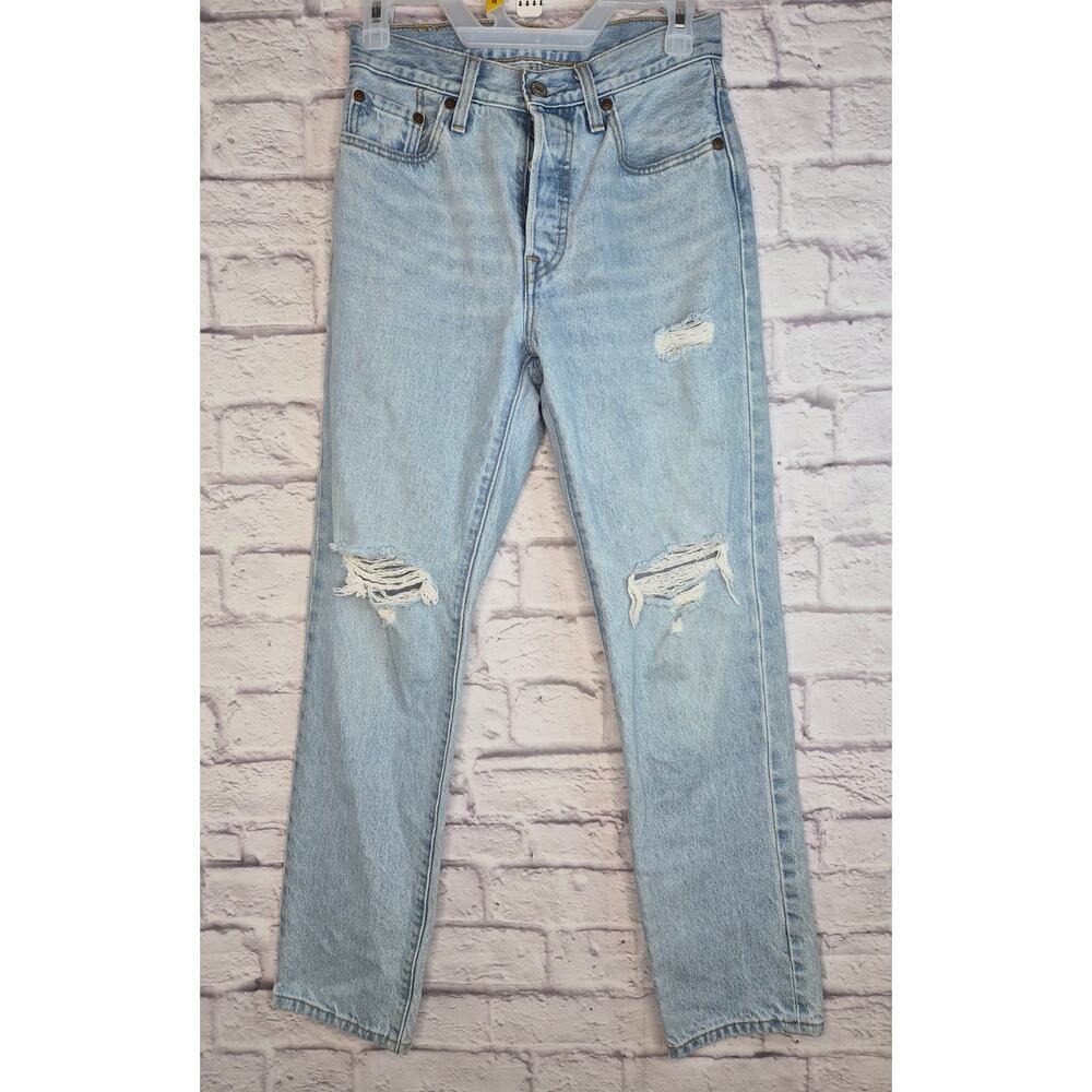 Levi's 501 Original Straight Jeans Womens 25 Light Wash Distressed Button Fly.